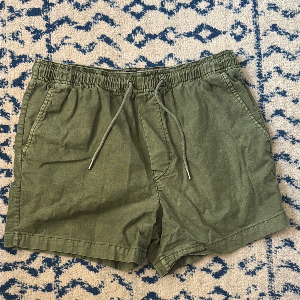 American Eagle Outfitters Green Athletic Shorts Lightweight Design